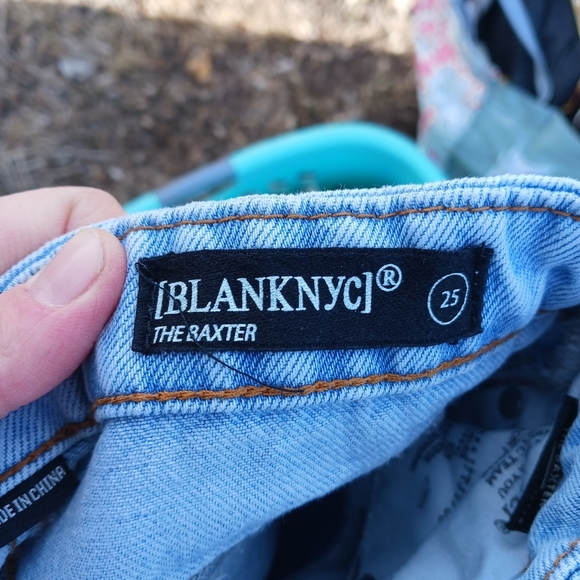 Blank NYC Womens Sz 25 The Baxter Ribcage Straight Leg Ombre Button Fly Highrise - Picture 3 of 6